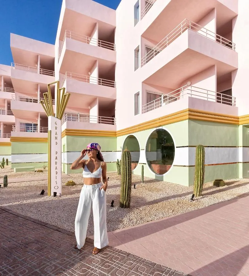 Grand Paradiso Ibiza - Adults Only サンアントニオアバド ホテル