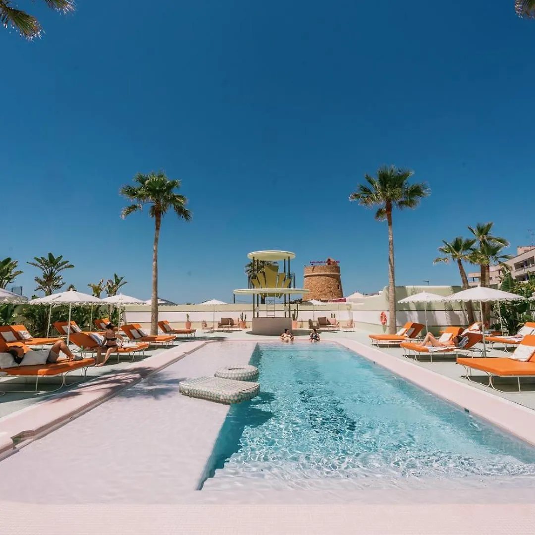 Grand Paradiso Ibiza - Adults Only Sant Antoni de Portmany 4*,  Espagne